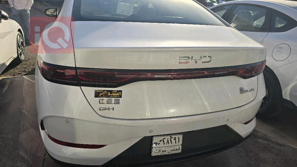 بی وای دی Qin Plus